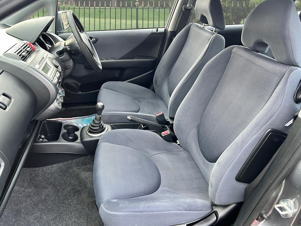 Used Honda Jazz 2005 for sale - 76858917: Photo 11