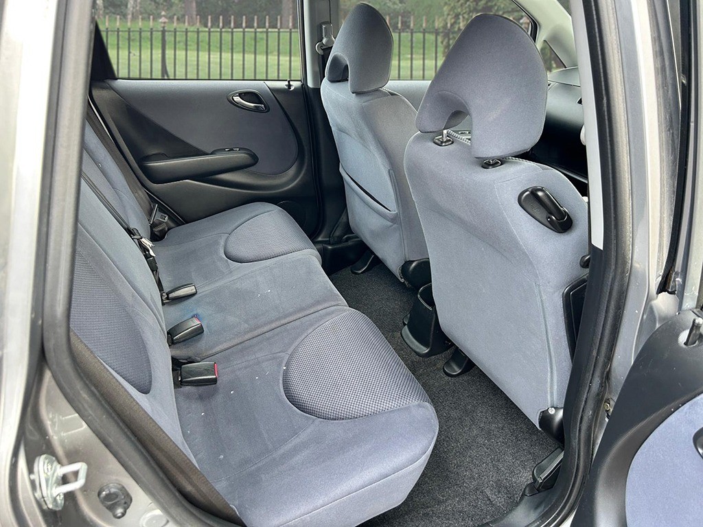 Used Honda Jazz 2005 for sale - 76858917: Photo 12