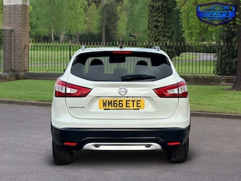 Used Nissan Qashqai 2016 for sale - 77572790: Photo