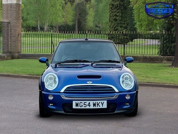 Used MINI Convertible 2005 for sale - 76848623: Photo