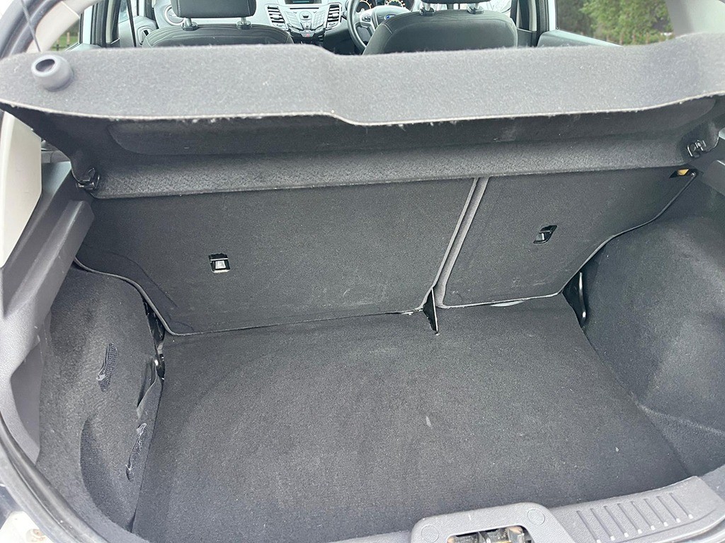 Used Ford Fiesta 2014 for sale - 76576944: Photo 12