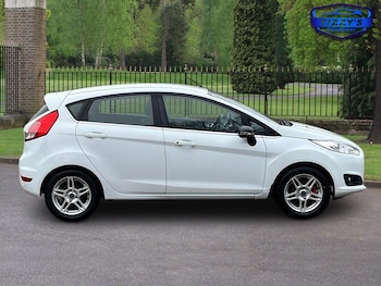 Used Ford Fiesta 2014 for sale - 76576944: Photo