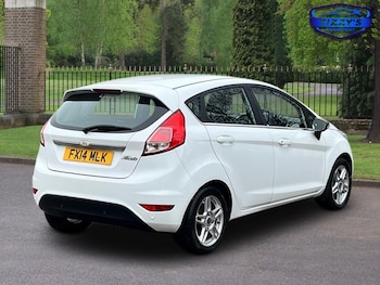 Used Ford Fiesta 2014 for sale - 76576944: Photo