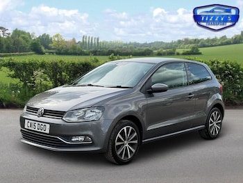 Used Volkswagen Polo 2015 for sale - 78532656: Photo
