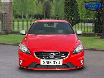 Used Volvo V40 2015 for sale - 75736014: Photo