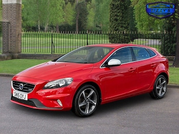 Used Volvo V40 2015 for sale - 75736014: Photo