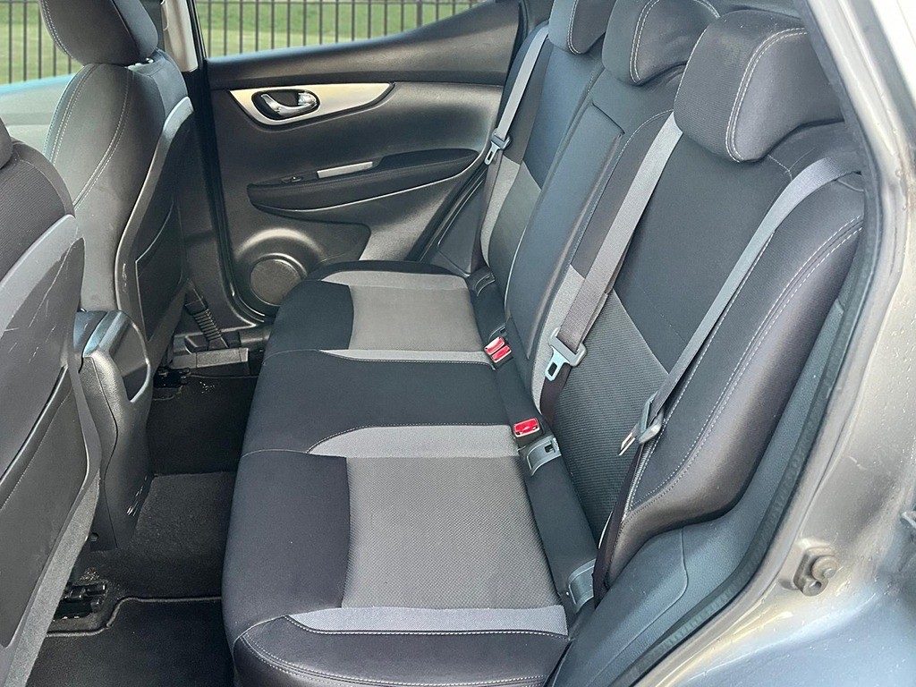 Used Nissan Qashqai 2017 for sale - 76402190: Photo 12