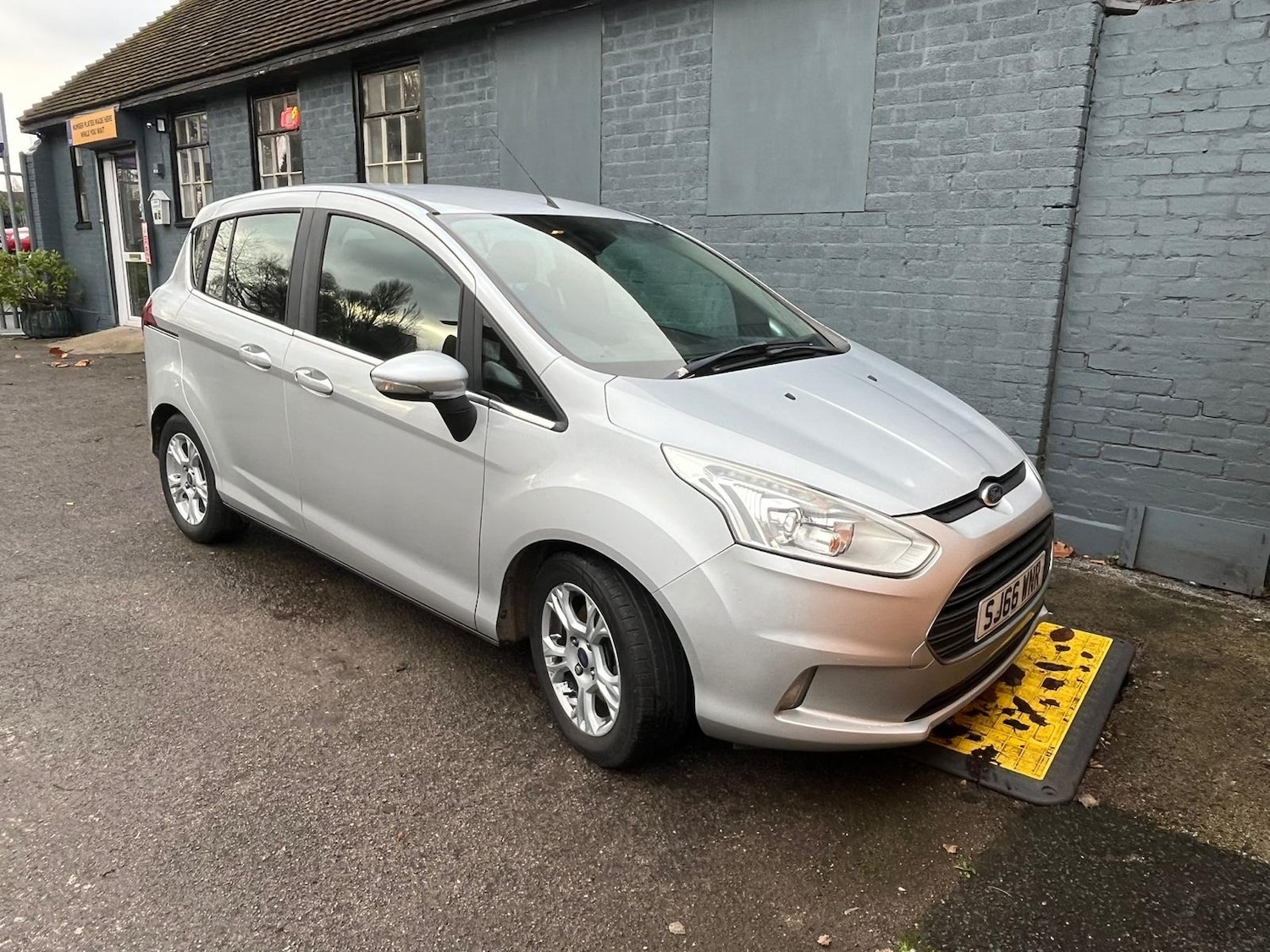 Vehicle 6