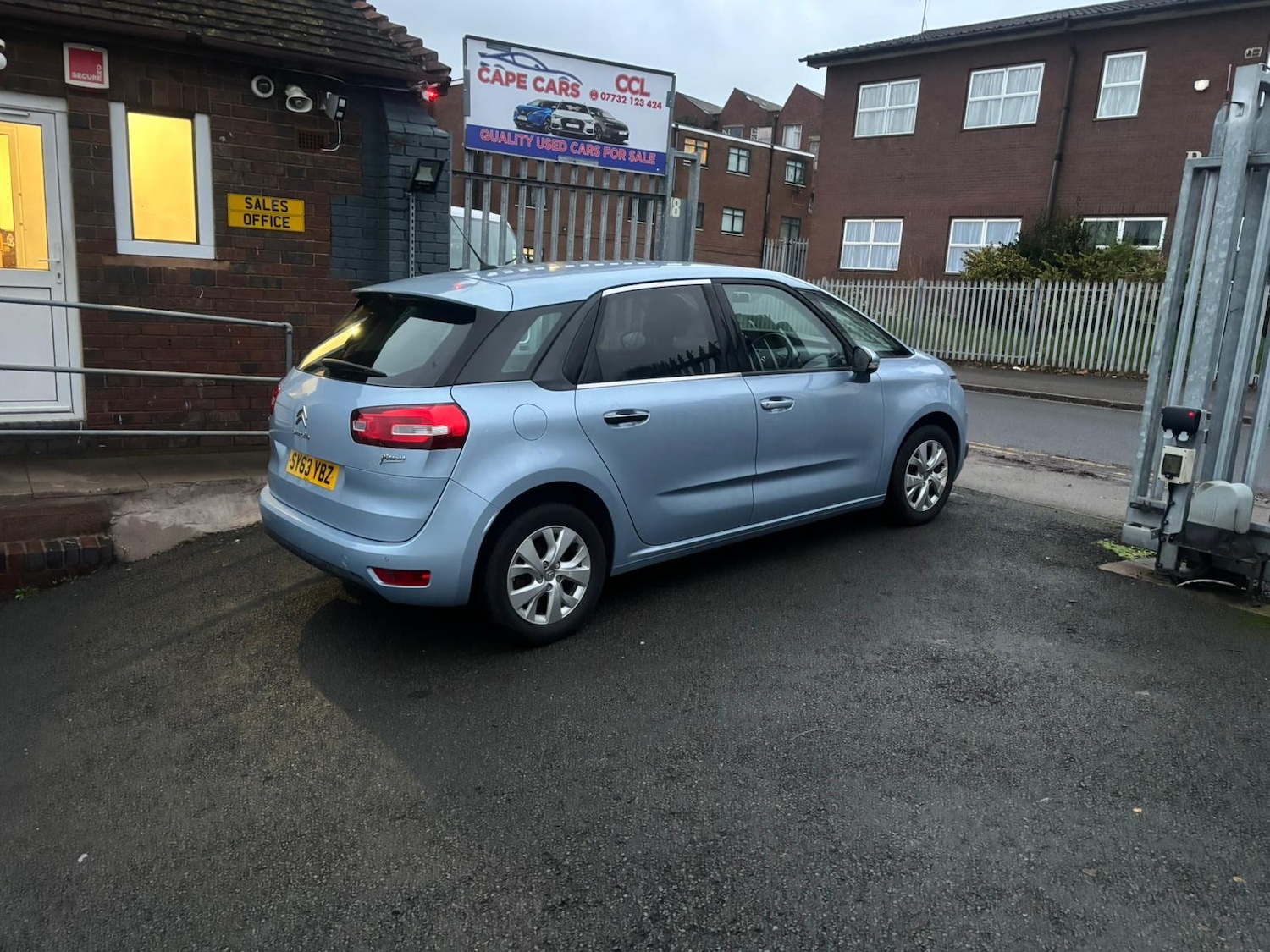 Used Citroen C4 Picasso 2014 for sale - 77002054: Photo 5
