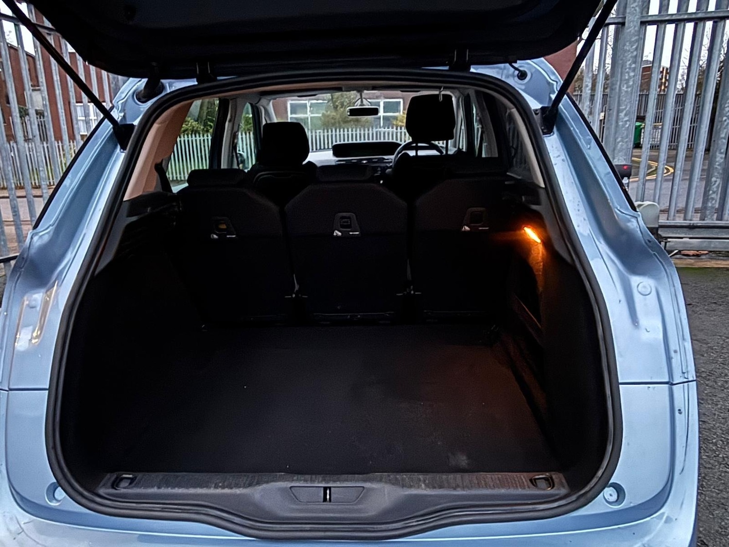 Used Citroen C4 Picasso 2014 for sale - 77002054: Photo 6