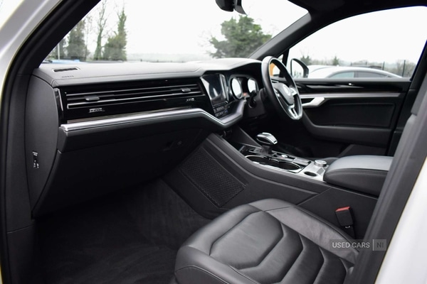 Used Volkswagen Touareg 2018 for sale - 76850683: Photo 12