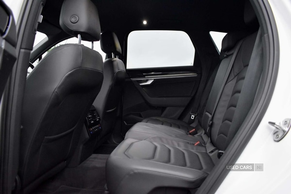 Used Volkswagen Touareg 2018 for sale - 76850683: Photo 13