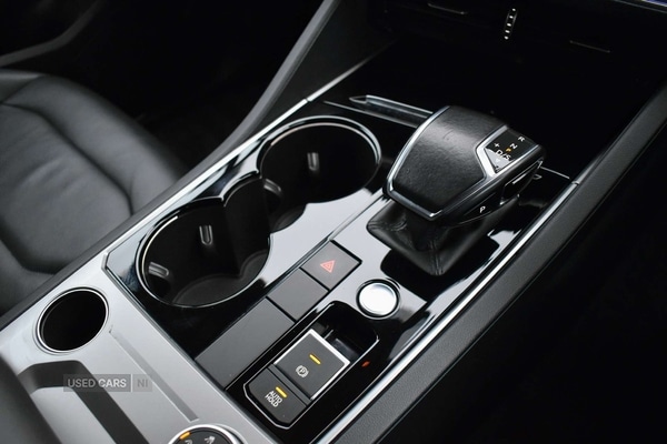 Used Volkswagen Touareg 2018 for sale - 76850683: Photo 16