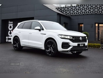 2018 - 3.0 V6 TDI 4Motion 231 R-Line 5dr Tip Auto