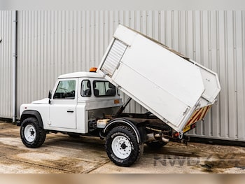 Used Land Rover Defender 2014 for sale - 75465573: Photo