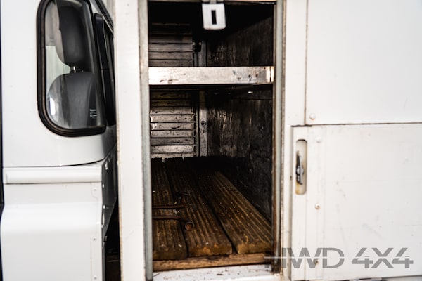 Used Land Rover Defender 2014 for sale - 75465573: Photo 9