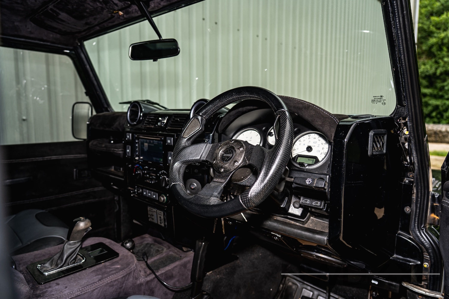 Used Land Rover Defender 110 2013 for sale - 76488522: Photo 14