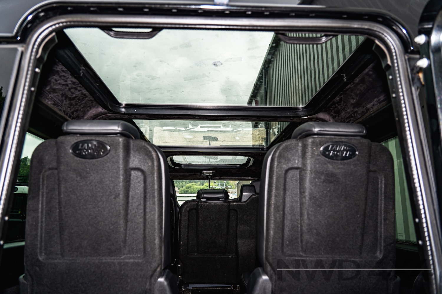 Used Land Rover Defender 110 2013 for sale - 76488522: Photo 20