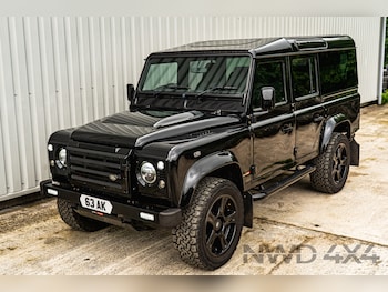 Used Land Rover Defender 110 2013 for sale - 76488522: Photo