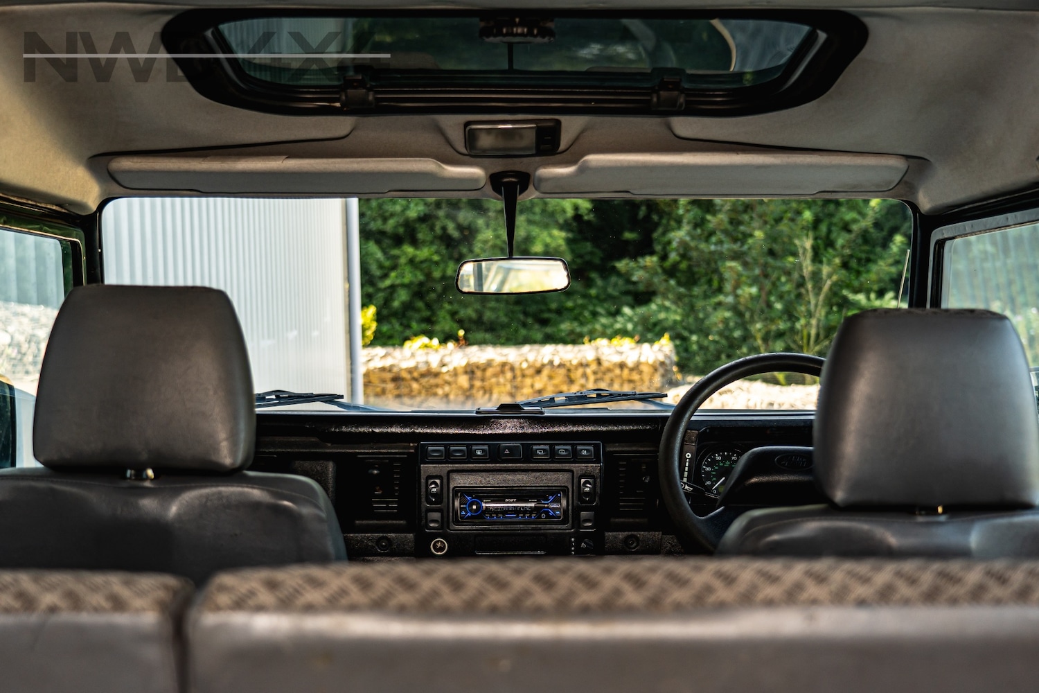 Used Land Rover Defender 2005 for sale - 68507702: Photo 14