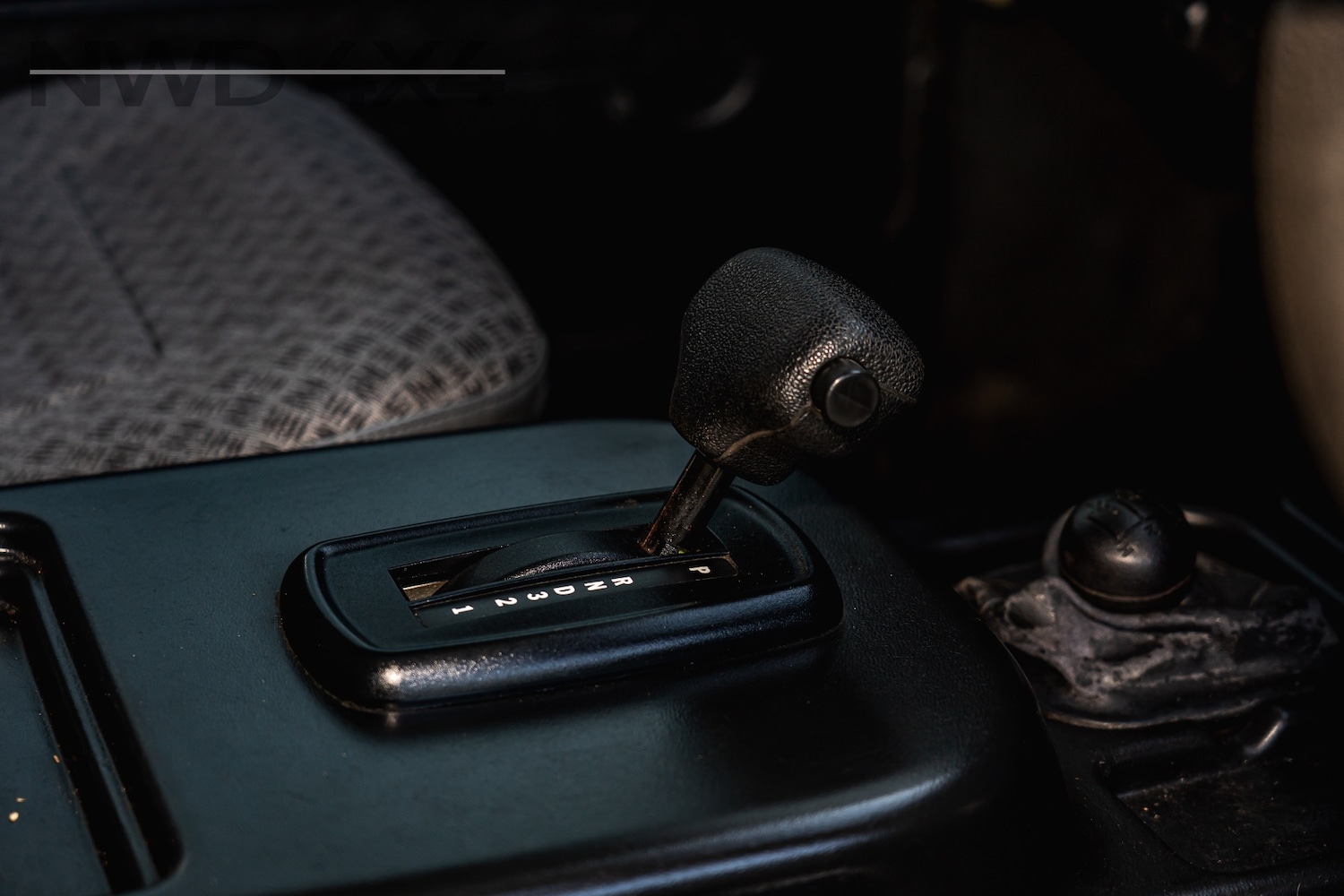 Used Land Rover Defender 2005 for sale - 68507702: Photo 16