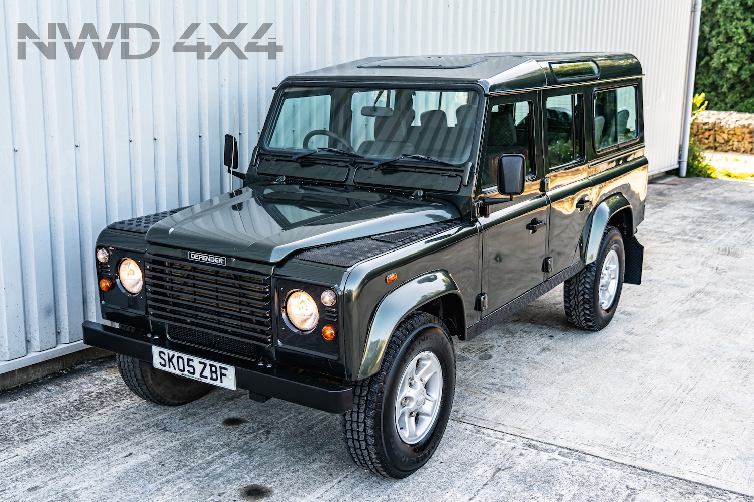 Used Land Rover Defender 2005 for sale - 68507702: Photo 25