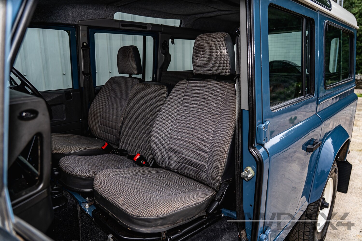 Used Land Rover Defender 1991 for sale - 76027831: Photo 15