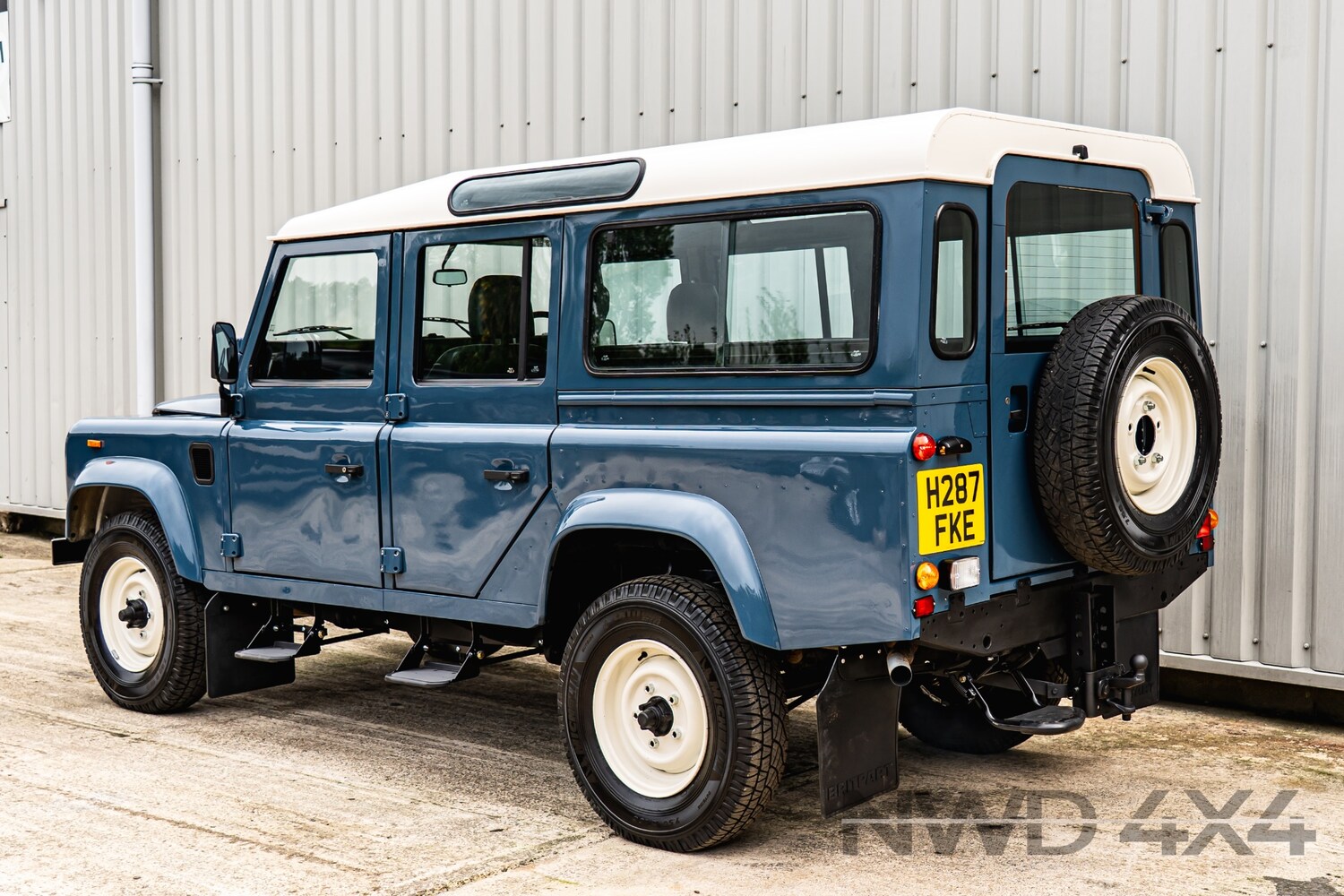 Used Land Rover Defender 1991 for sale - 76027831: Photo 16