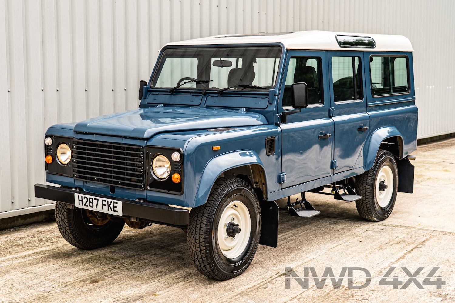 Used Land Rover Defender 1991 for sale - 76027831: Photo 22