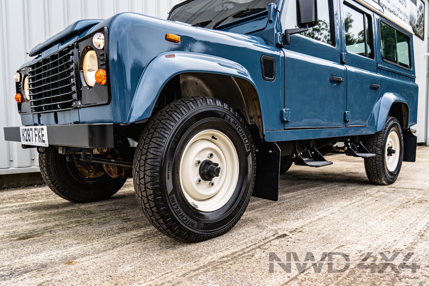Used Land Rover Defender 1991 for sale - 76027831: Photo 33