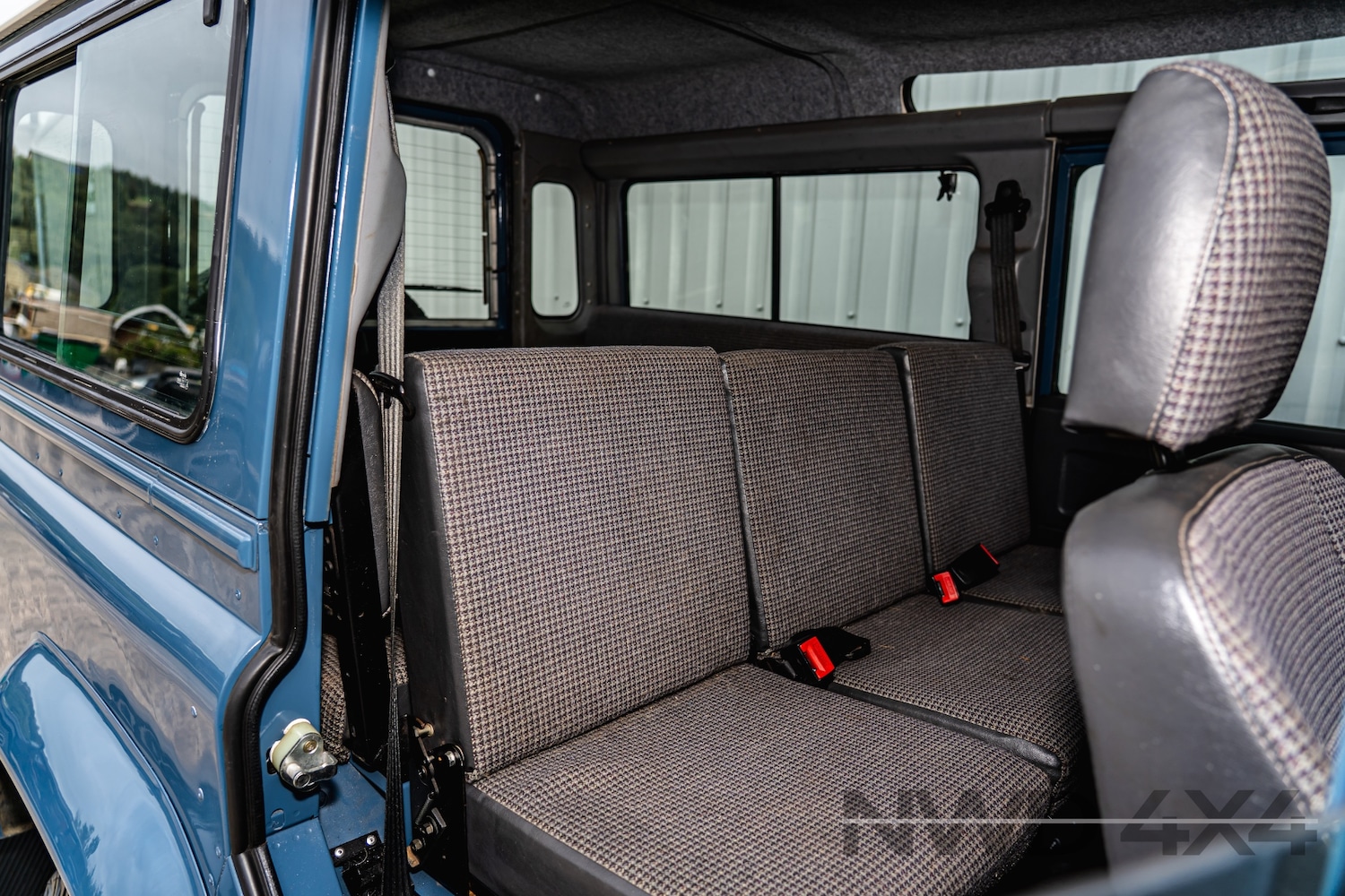 Used Land Rover Defender 1991 for sale - 76027831: Photo 7