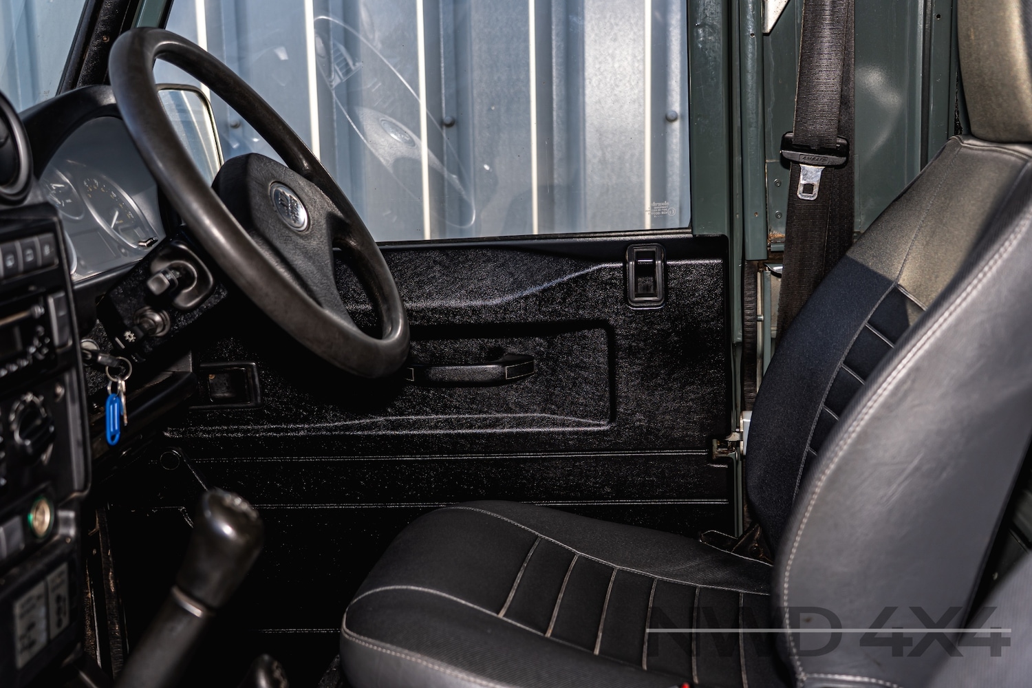 Used Land Rover Defender 2009 for sale - 76637483: Photo 11