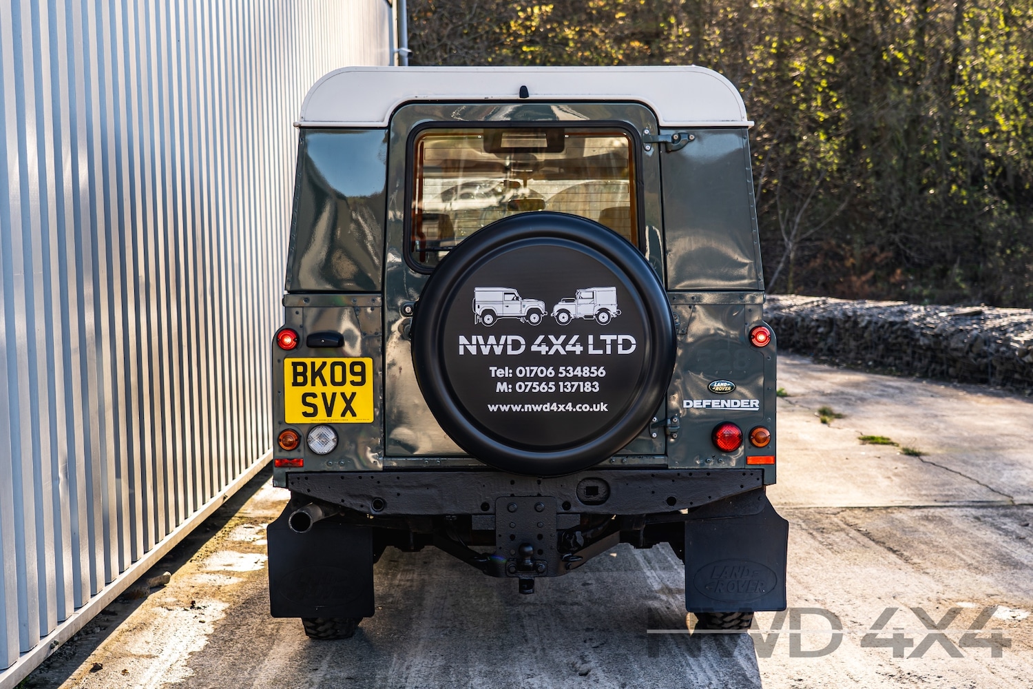 Used Land Rover Defender 2009 for sale - 76637483: Photo 8