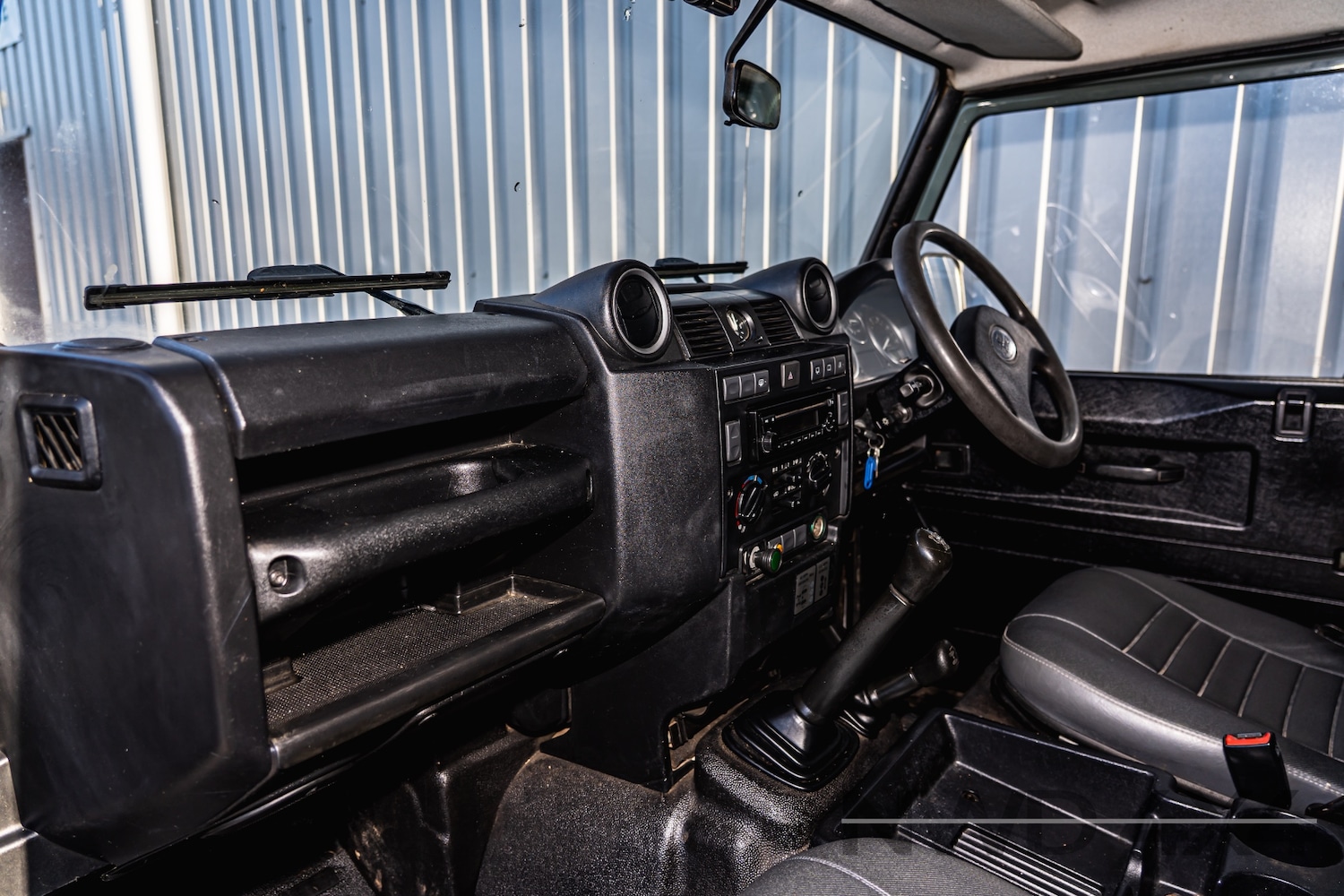 Used Land Rover Defender 2009 for sale - 76637483: Photo 9