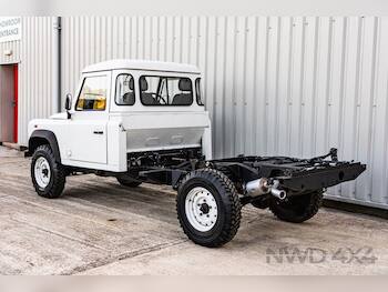 Used Land Rover Defender 130 2010 for sale - 79692224: Photo