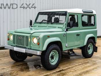 2006 (06) - Station Wagon Td5 Heritage Re-Creation