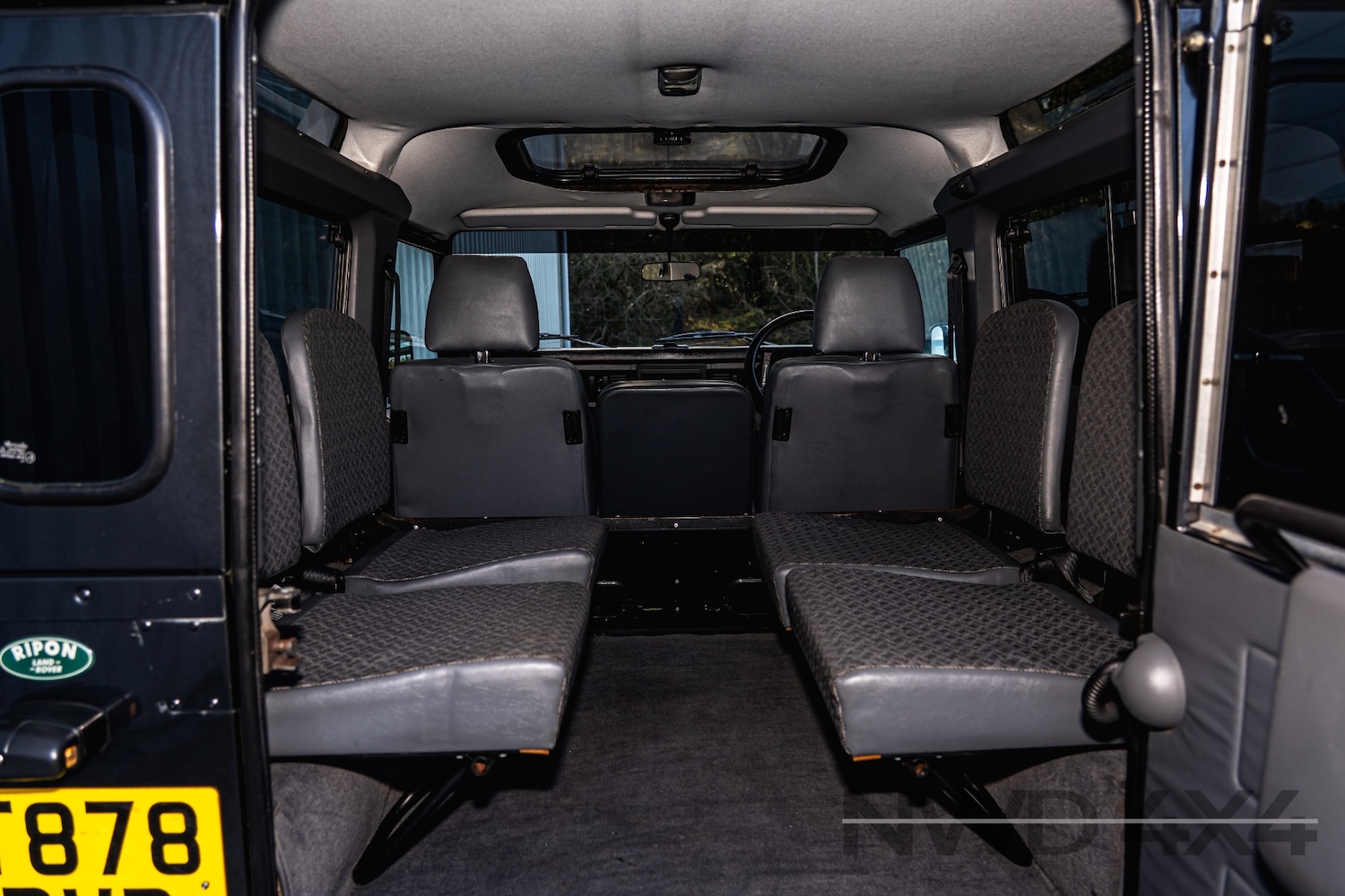 Used Land Rover Defender 1999 for sale - 76637309: Photo 15