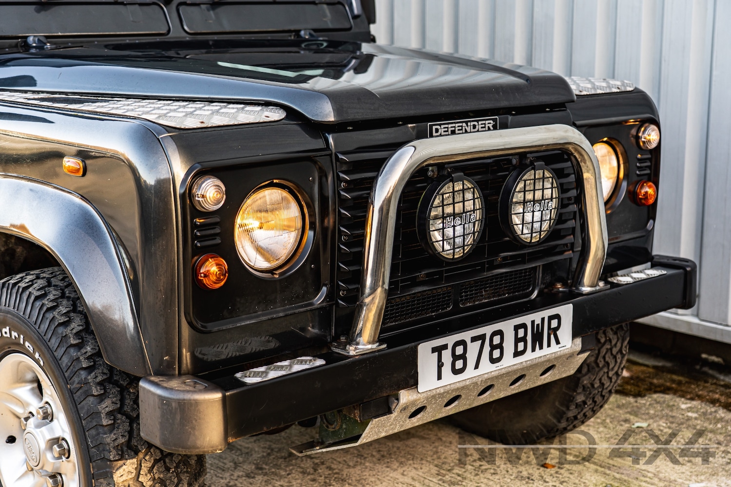 Used Land Rover Defender 1999 for sale - 76637309: Photo 9