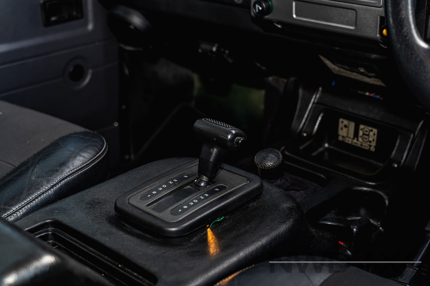 Used Land Rover Defender 110 1996 for sale - 77245186: Photo 11