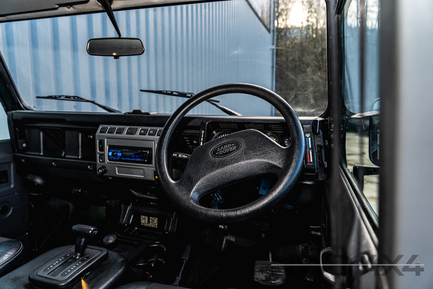 Used Land Rover Defender 110 1996 for sale - 77245186: Photo 15