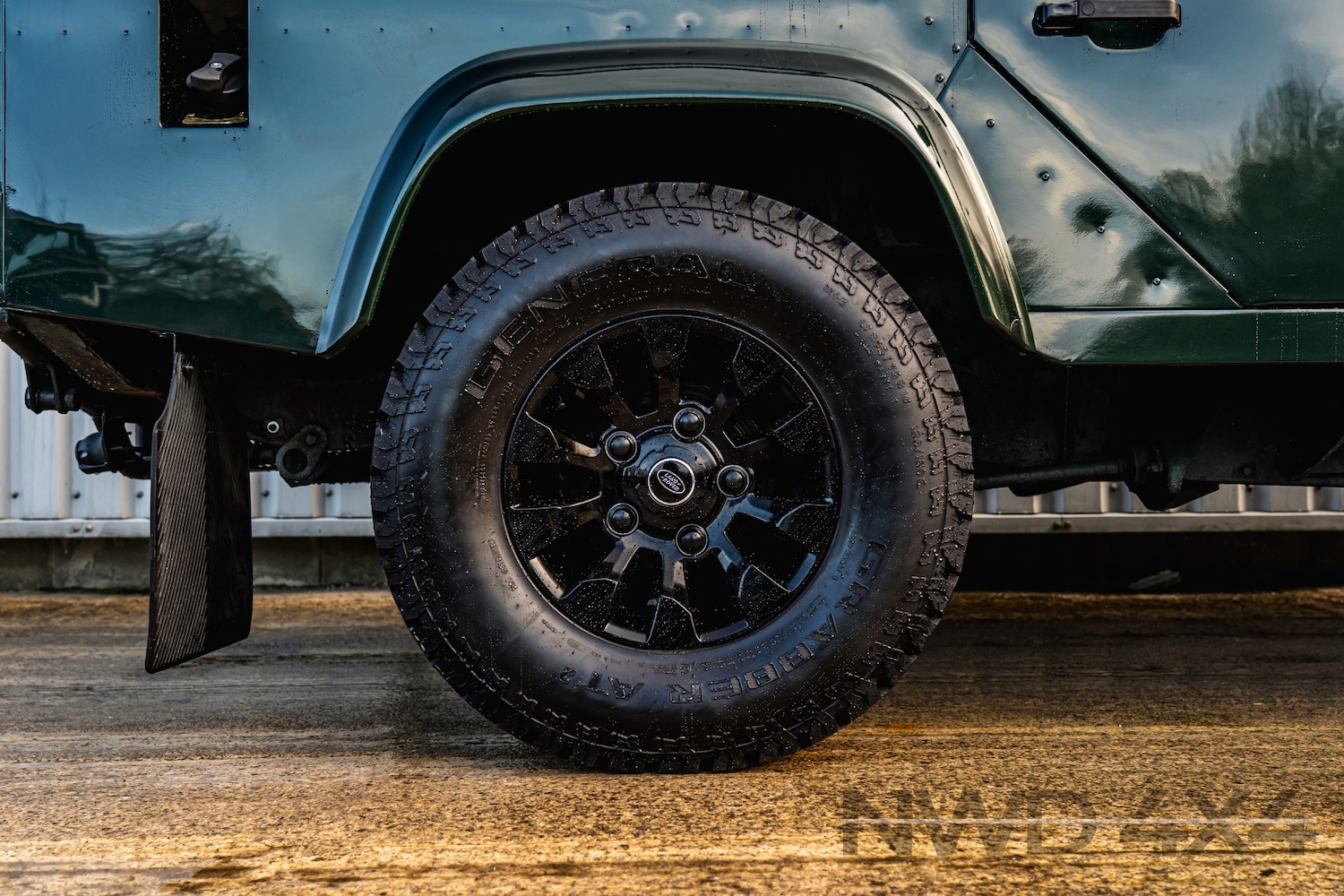 Used Land Rover Defender 110 1996 for sale - 77245186: Photo 24