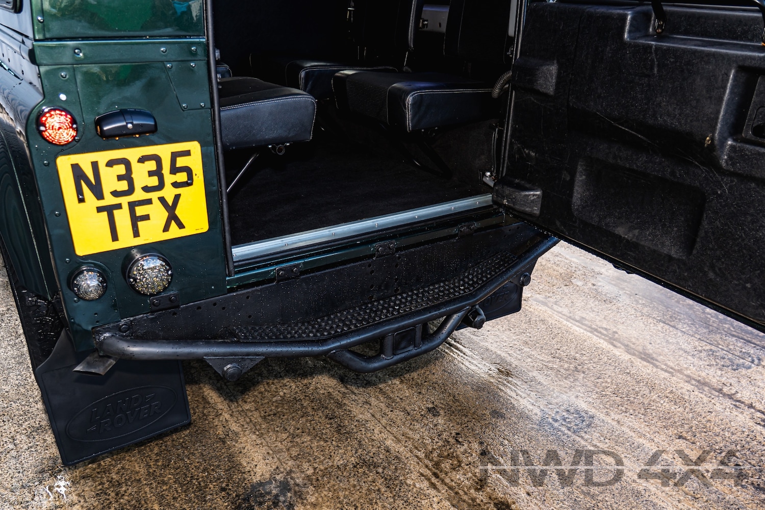 Used Land Rover Defender 110 1996 for sale - 77245186: Photo 25