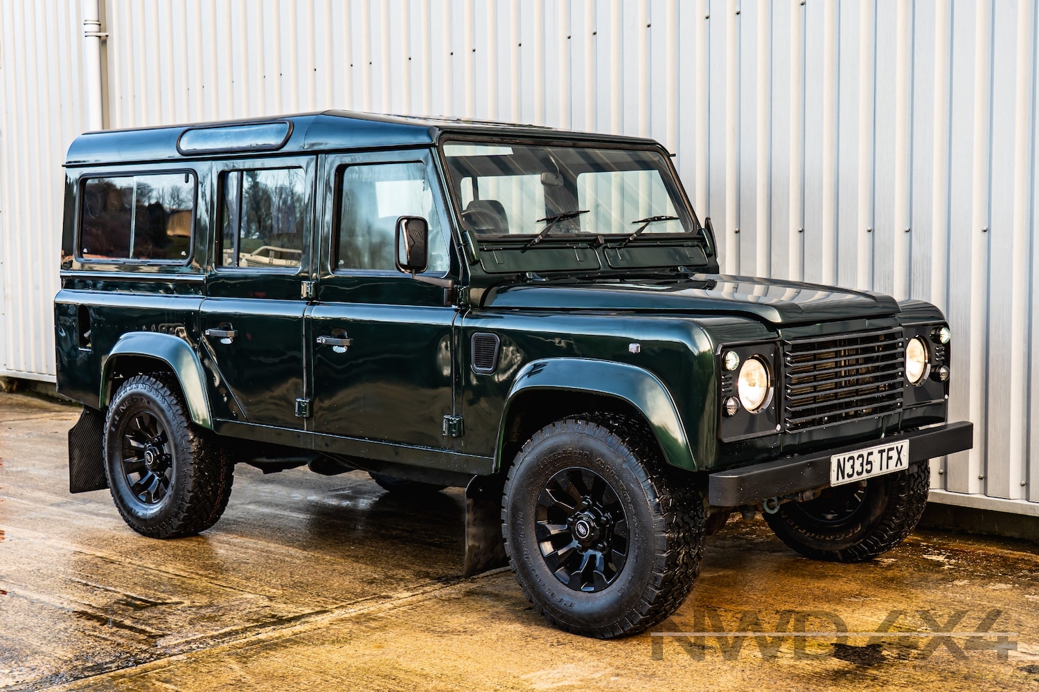 Used Land Rover Defender 110 1996 for sale - 77245186: Photo 8