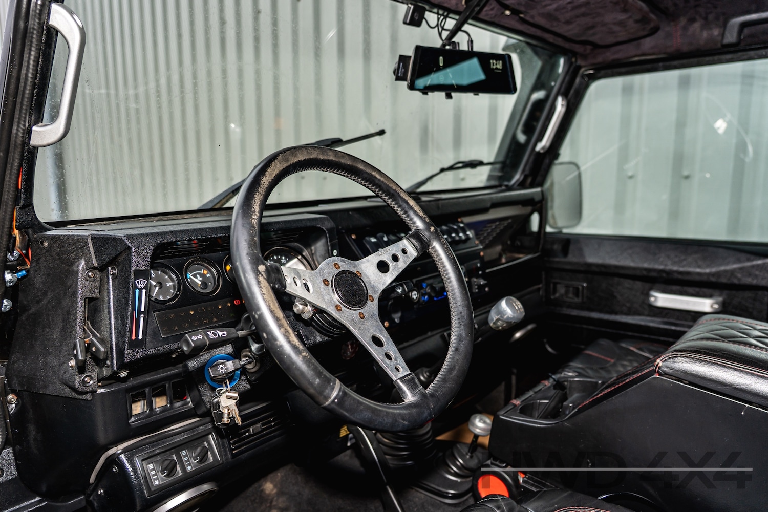 Used Land Rover Defender 90 2018 for sale - 77378805: Photo 10