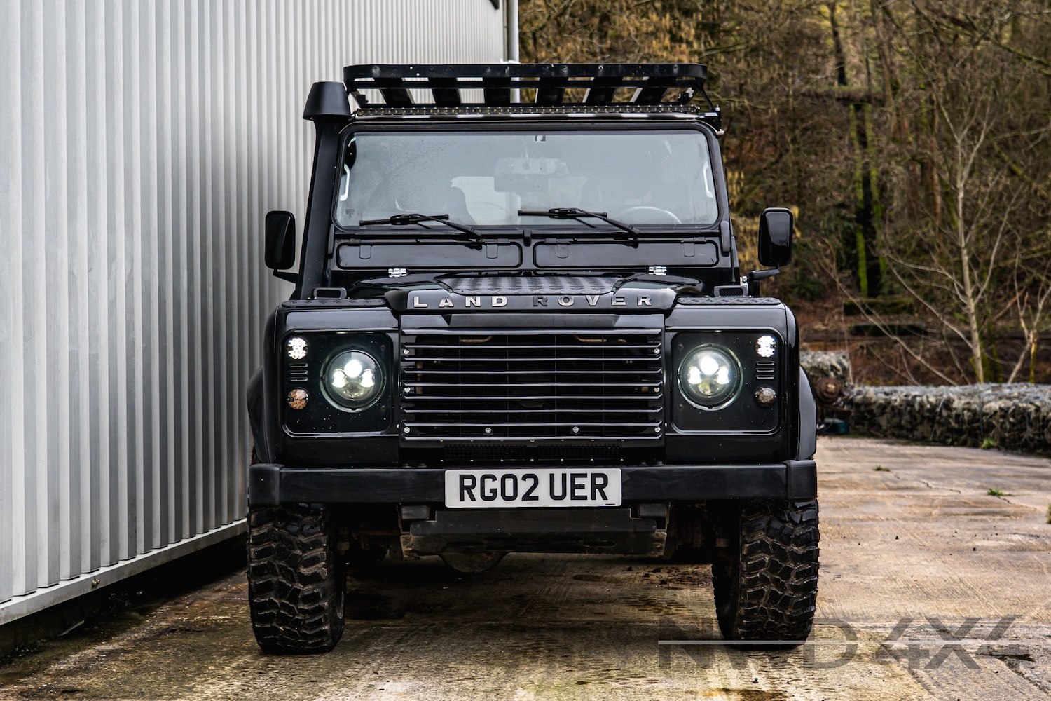 Used Land Rover Defender 90 2018 for sale - 77378805: Photo 14