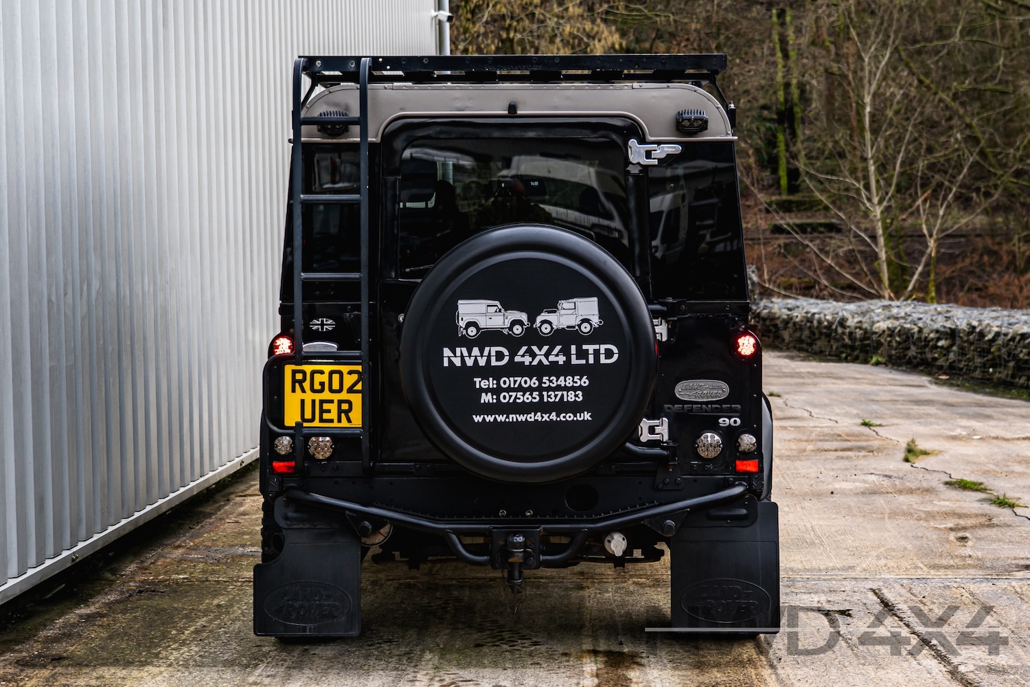 Used Land Rover Defender 90 2018 for sale - 77378805: Photo 15