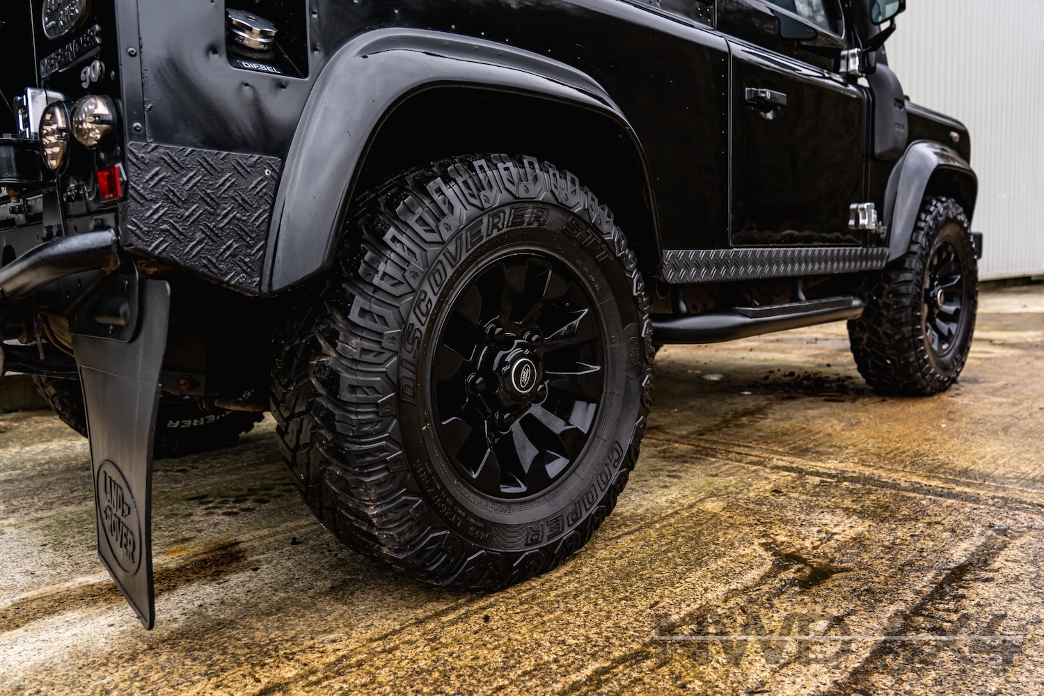 Used Land Rover Defender 90 2018 for sale - 77378805: Photo 25