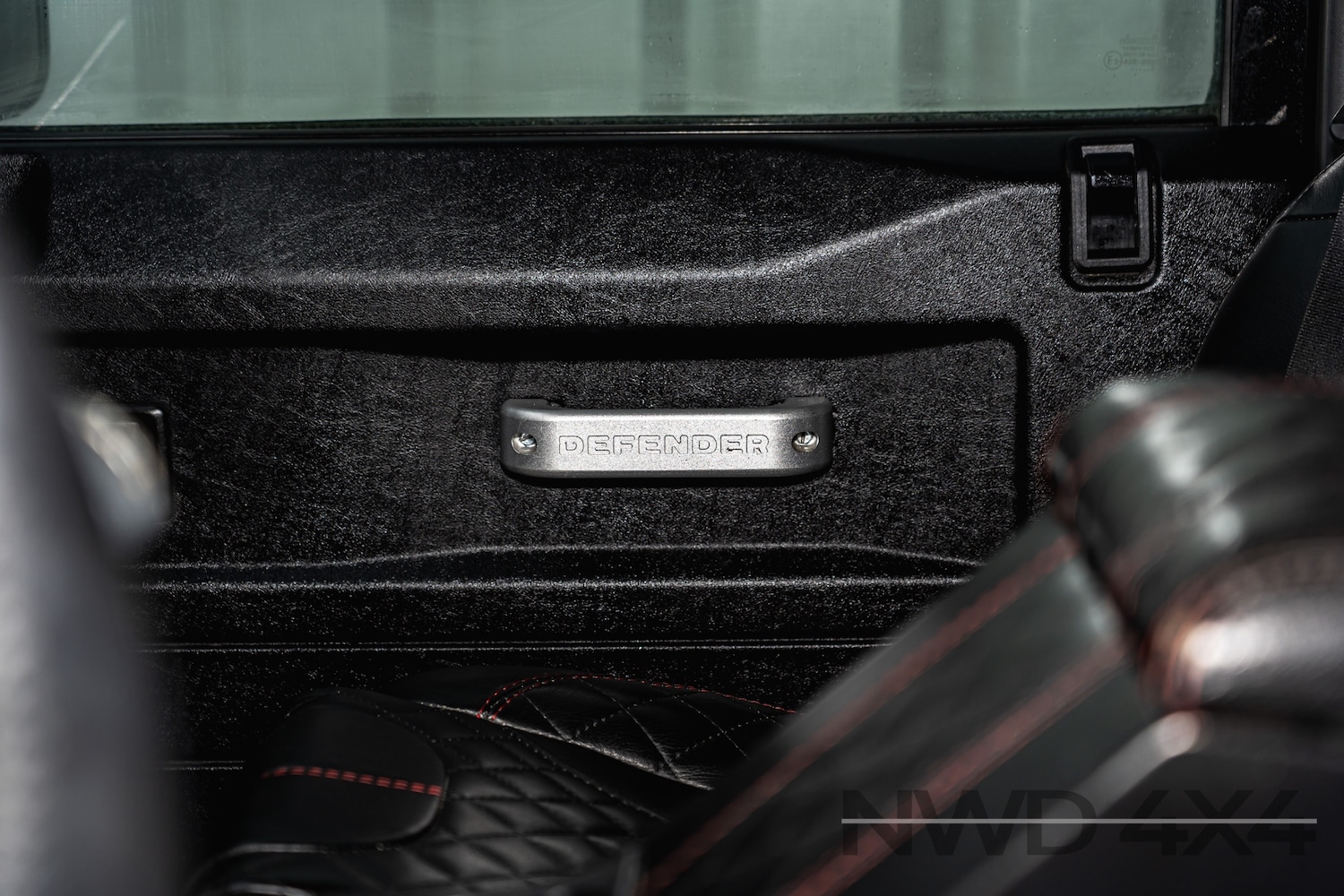 Used Land Rover Defender 90 2018 for sale - 77378805: Photo 33