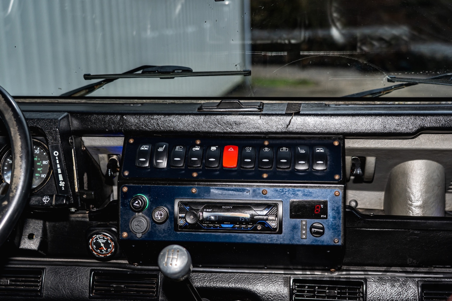 Used Land Rover Defender 90 2018 for sale - 77378805: Photo 37