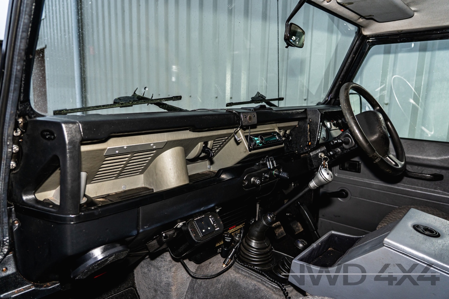 Used Land Rover Defender 1999 for sale - 77490118: Photo 13